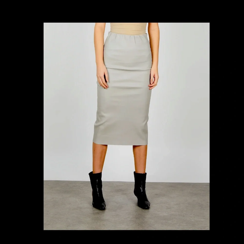 NWT By MALENE BIRGER Gray Embossed Leather Pencil Skirt - Picture 13 of 13